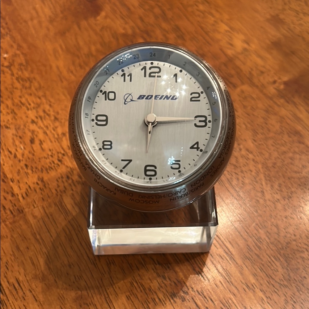 Boeing Desk Clock